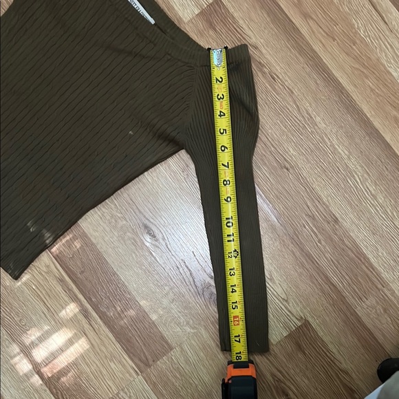 Brown Ribbed Off-Shoulder Top - Picture 6 of 6